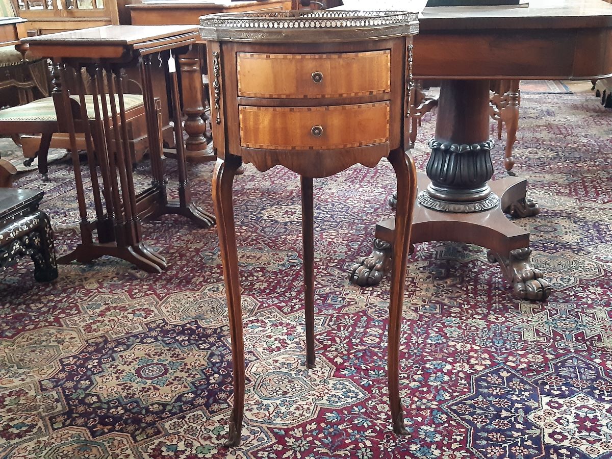 French drum shaped occasional table